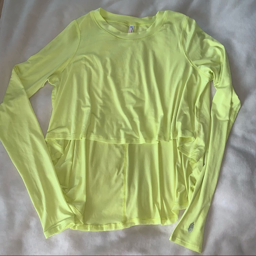 NWOT Movement Cadence Layering Tee Top - Picture 6 of 12
